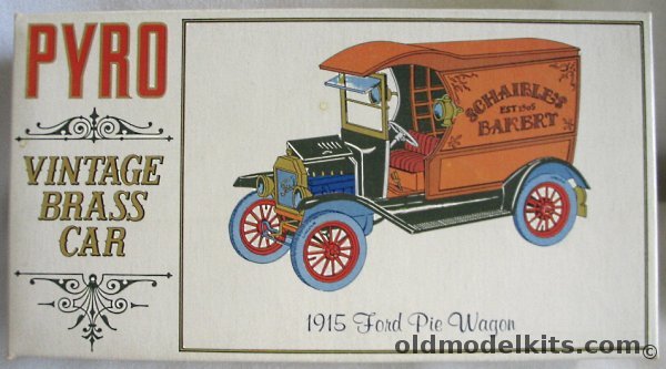 Pyro 1/32 1915 Ford Pie Wagon Vintage Brass Car Issue, C459-125 plastic model kit